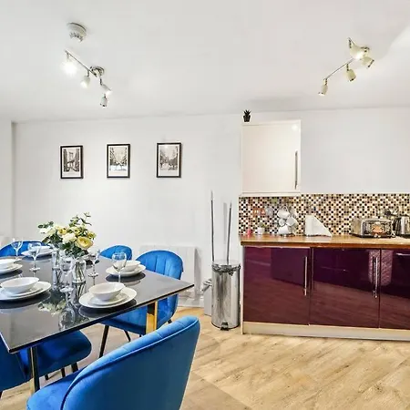 Appartement Stylish Penthouse On The Iconic Harbourside Bristol